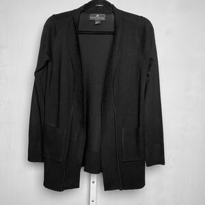 Seven Manor Womenʻs Black Viscose Blend Cardigan Sweater Size Small